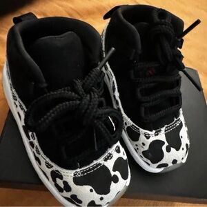 Retro 11 toddler size 7